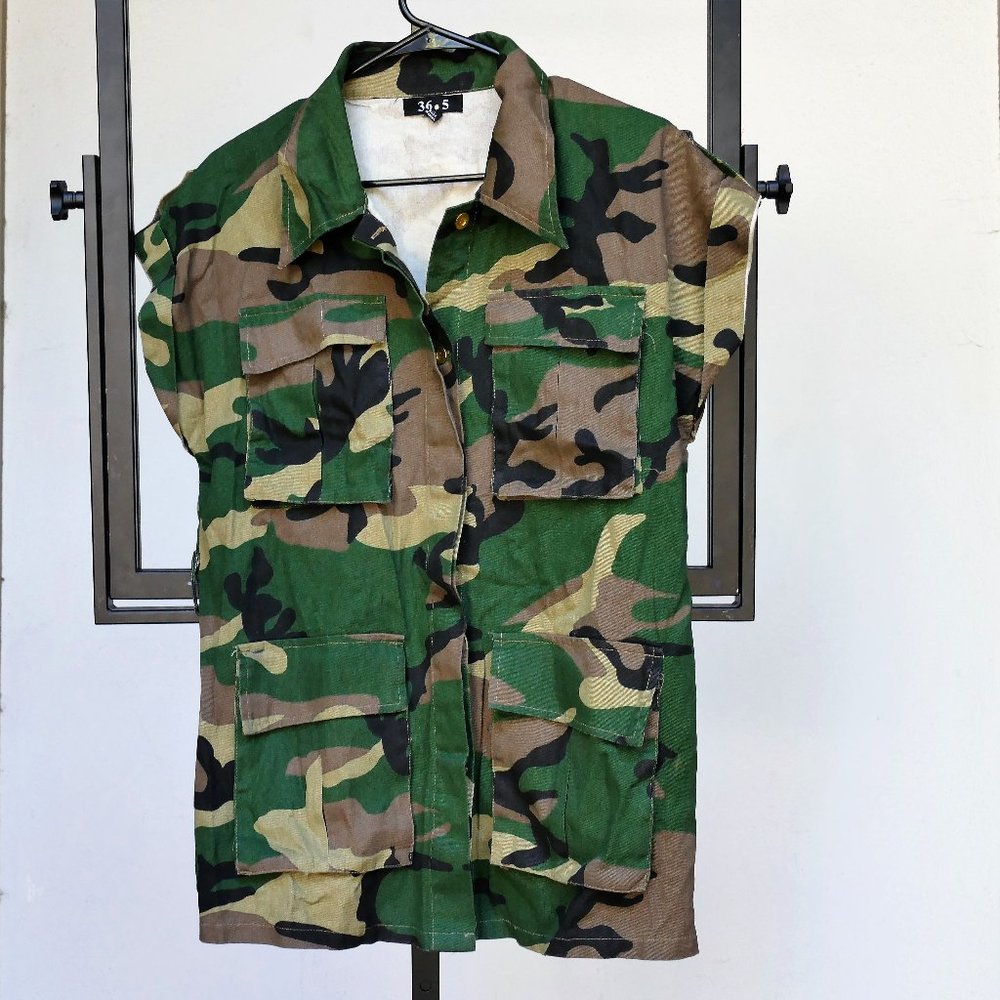 Mens 365 Short Sleeve Camo Button Front Shirt sz S